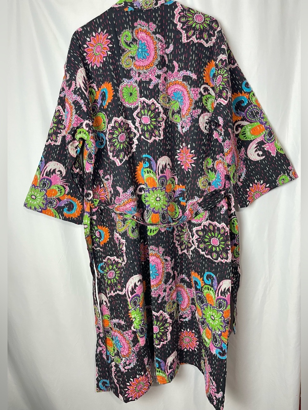Kantha Robe Black Multicolor Floral Open Front Kimono tie - Picture 6 of 7